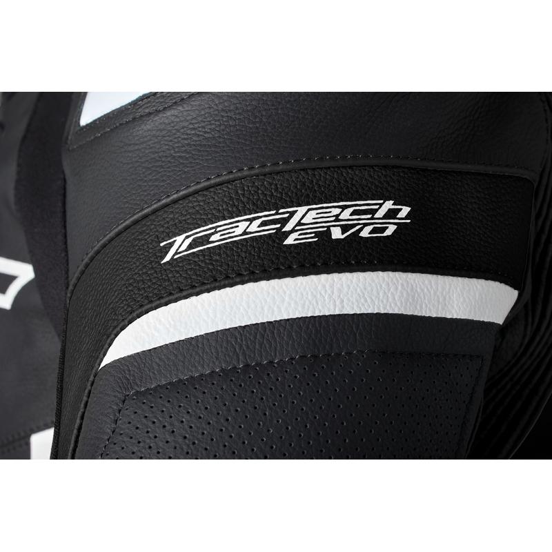 product/r/s/rst_8008760029_noir-blanc-noir_3.jpg