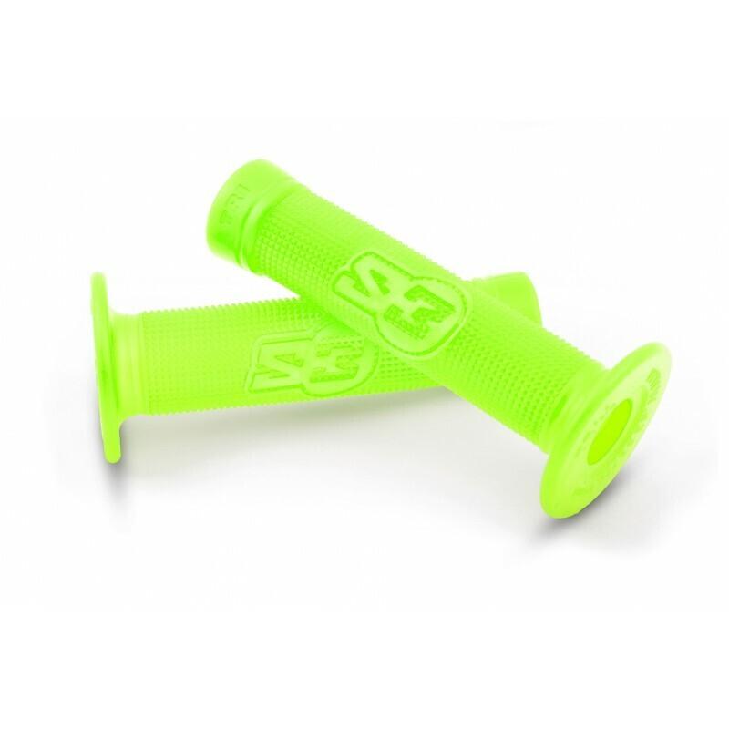 product/s/3/s3_1081144005_vert_1.jpg
