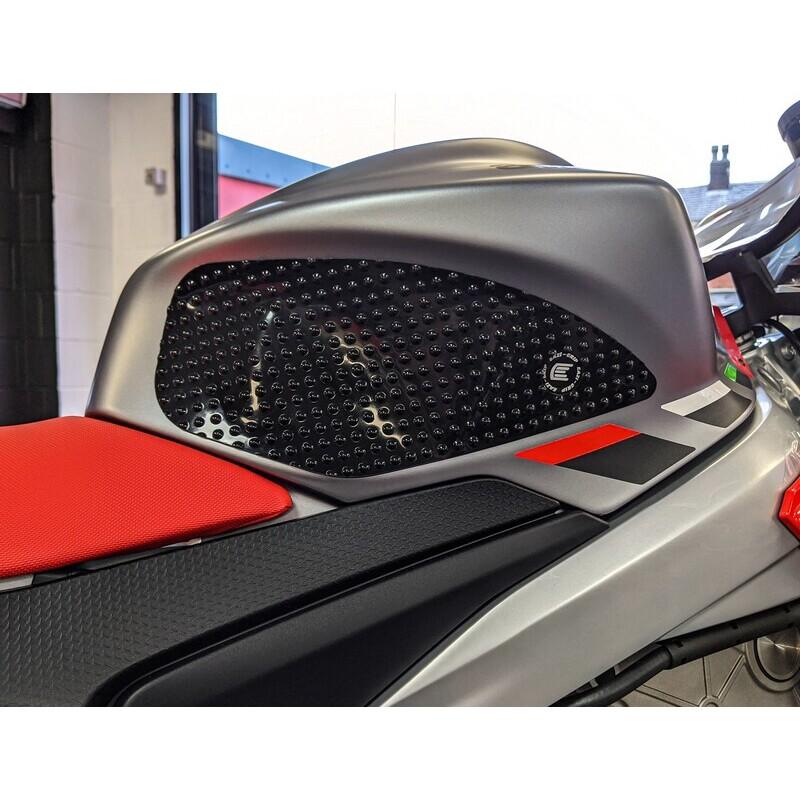 product/r/-/r-g-racing_1129220001_noir_2.jpg