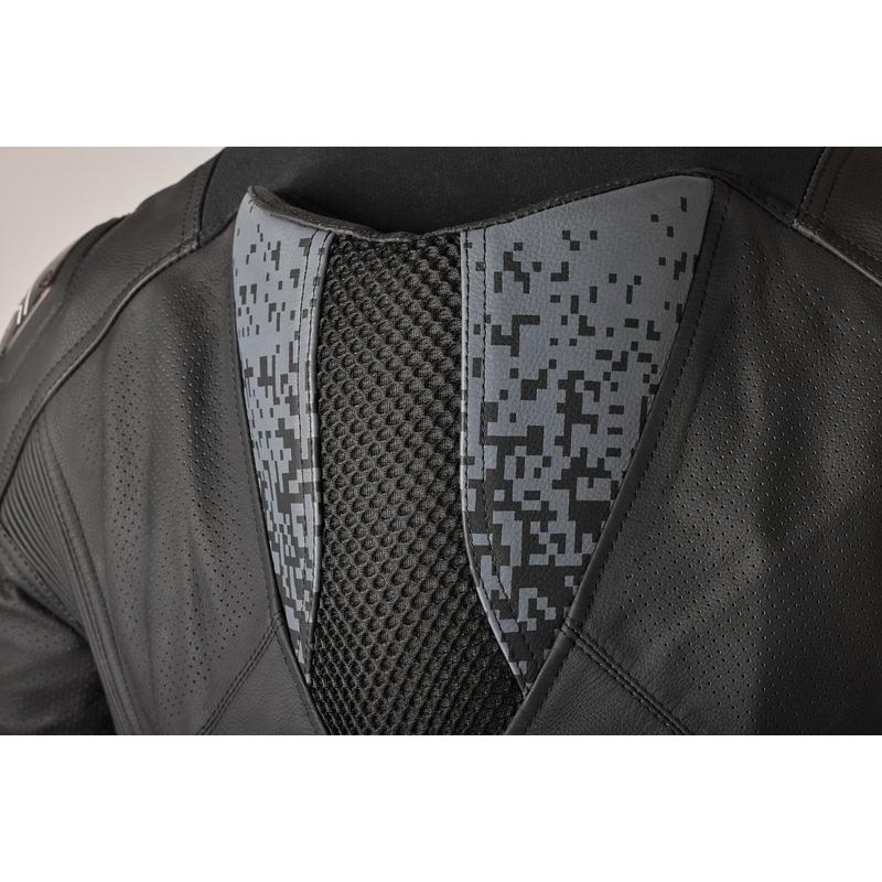 product/r/s/rst_8009490001_noir-gris_3.jpg