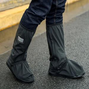 Sur-bottes et sur-chaussures