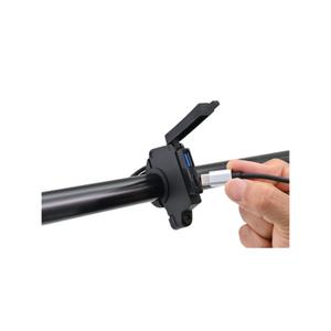 81323-prise-usb-pour-guidon-moto-daytona-a-et-c-noir-tu